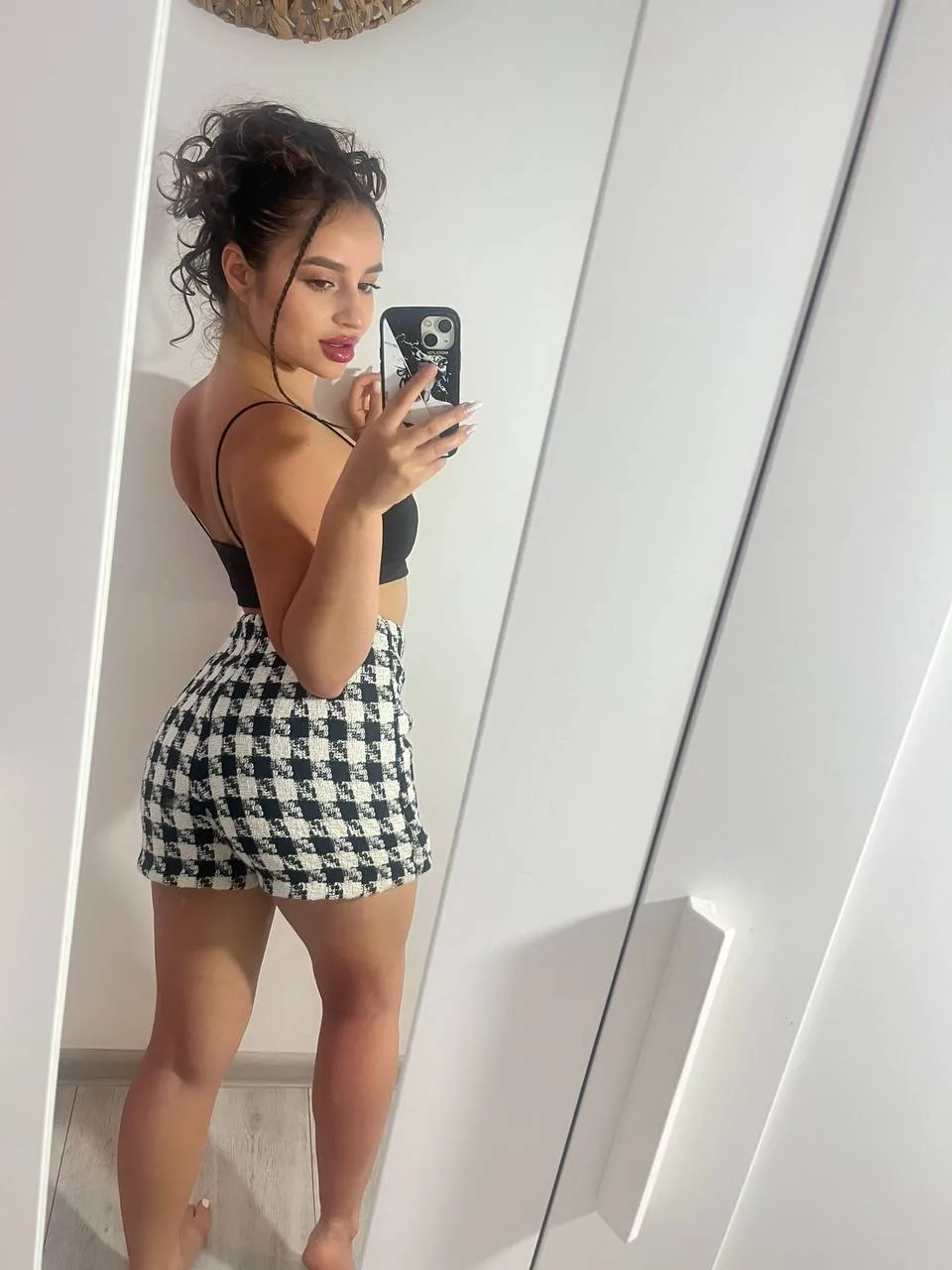Kakabeka falls, Thunder Bay, Female Escorts - 228-265-2109
