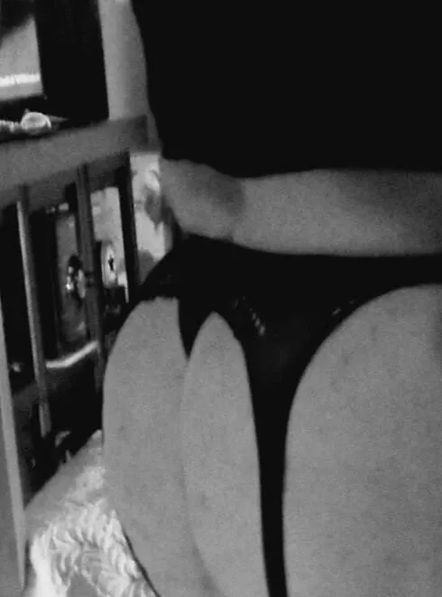 Wolfe island, Kingston, Female Escorts - 613-417-7797