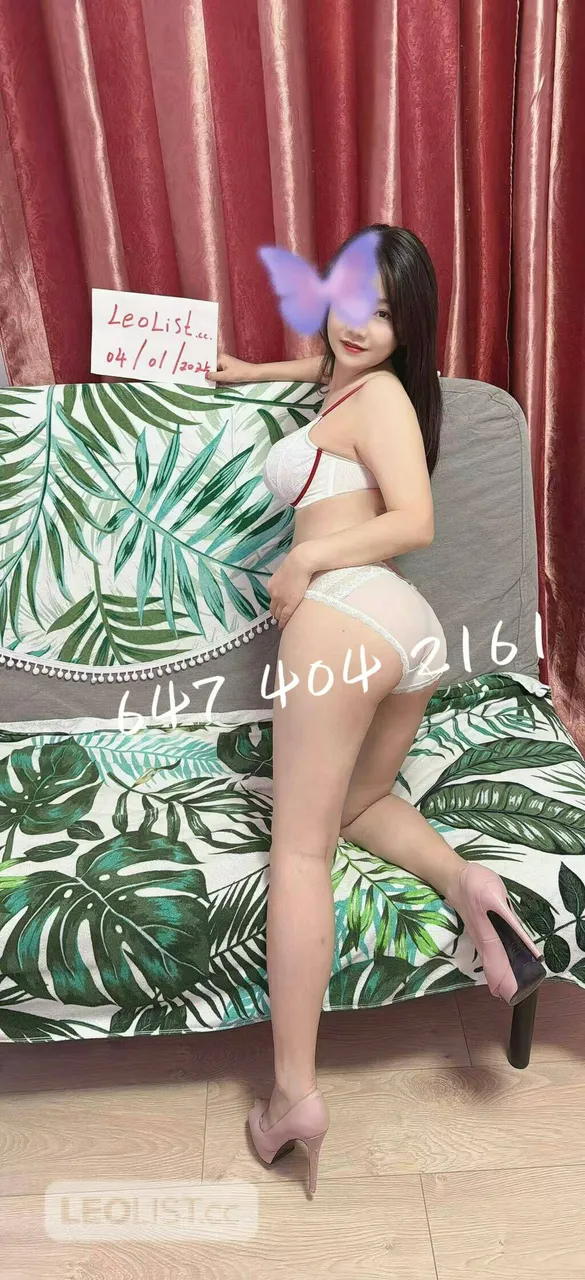 Victoria, Female Escorts - 647-404-2161