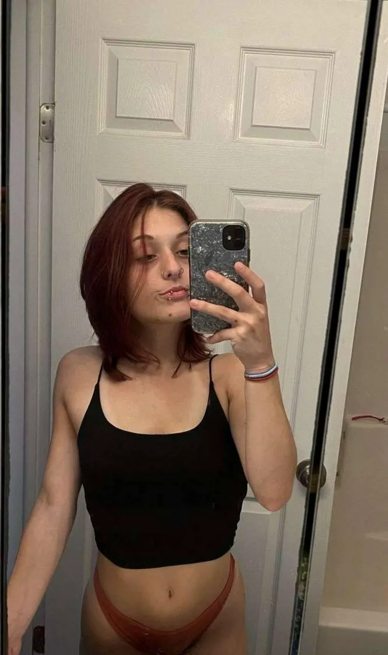 Teapot mountain, Prince George, Female Escorts - 074-403-258