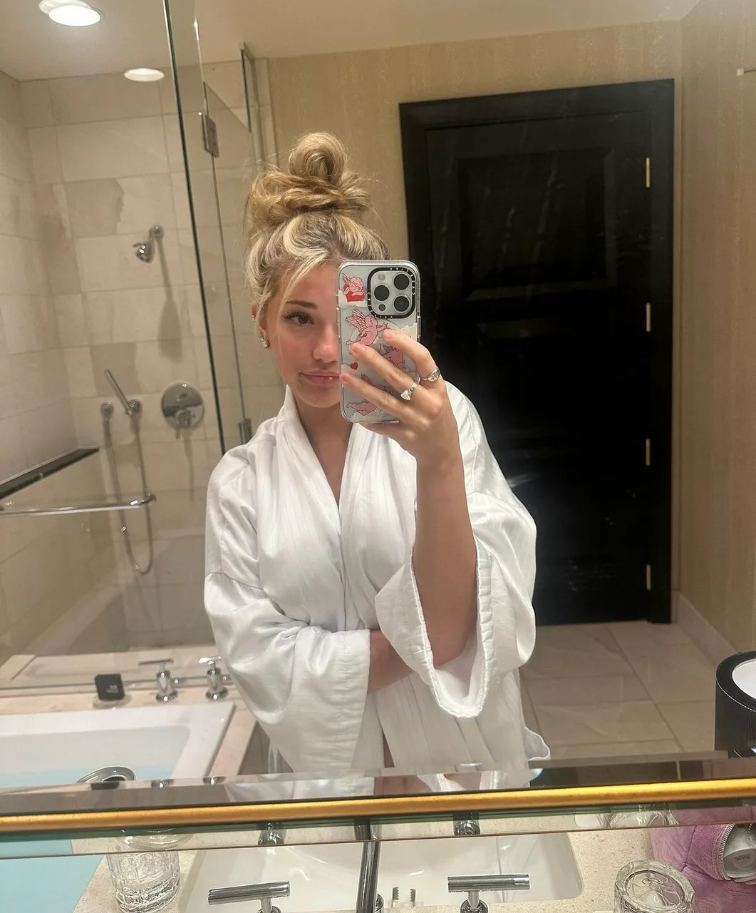 Wichita, Female Escorts - 406-970-6019