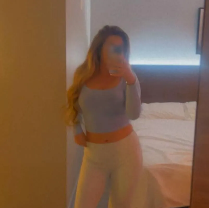 Windsor, Female Escorts - 647-926-2486