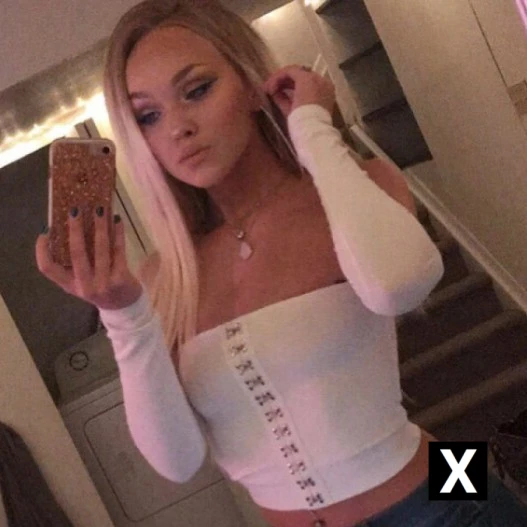 Corrine, 21 | Prince George Escort